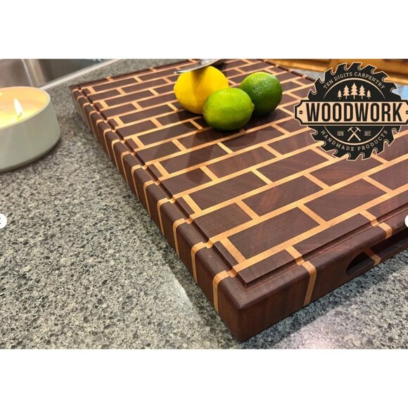 Handmade Mahogany & Maple Wooden Brick Pattern Cutting Board With Juice Groove - Picture 3 of 9